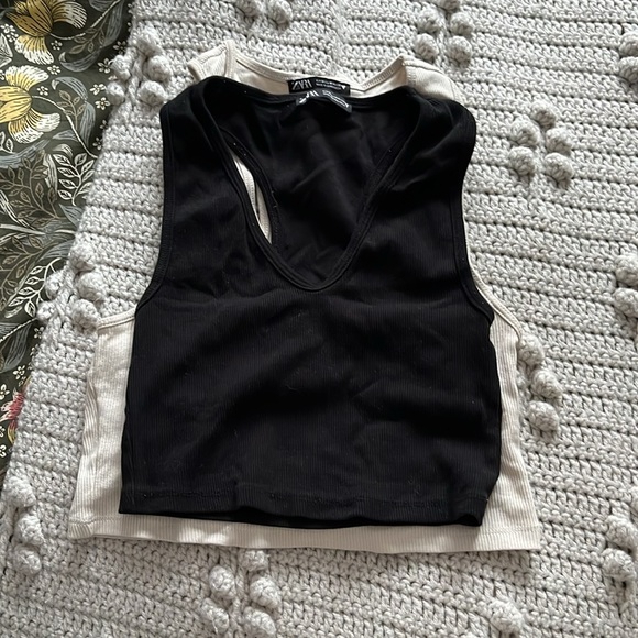 Zara tanks - Picture 2 of 3